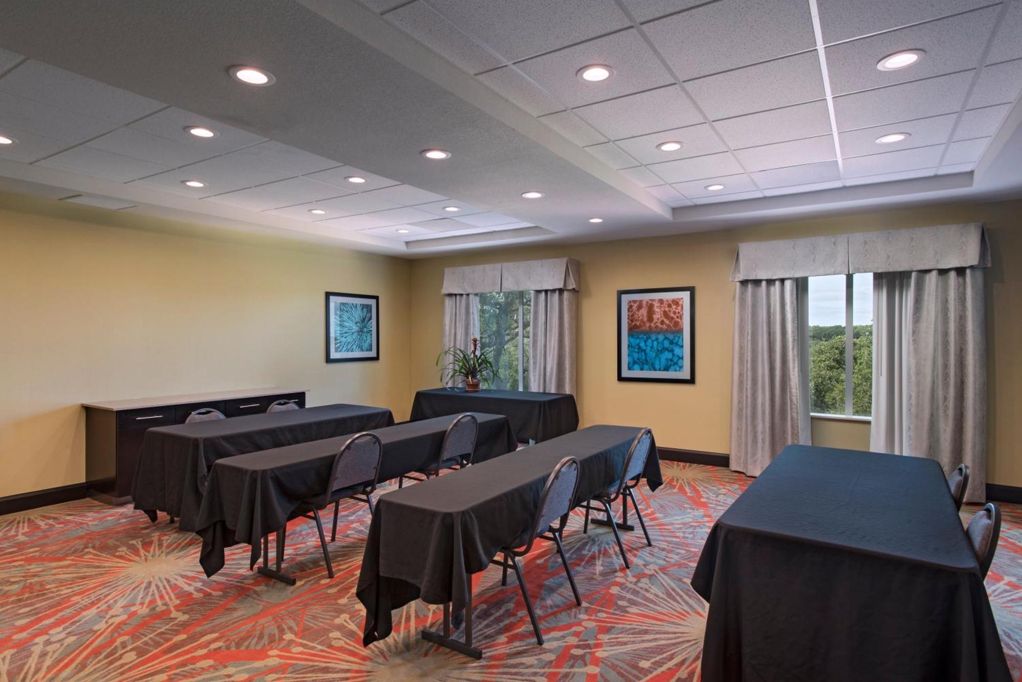 Holiday Inn Express & Suites Austin Nw - Four Points By Ihg Luaran gambar